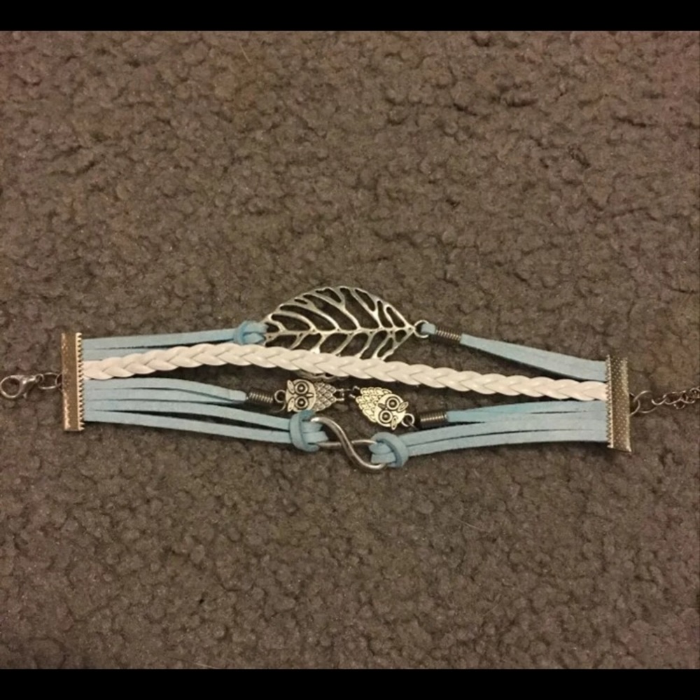 Two bracelets - Picture 3 of 3